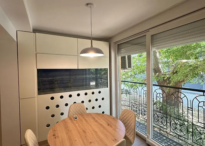 Venus Luxury スコピエ