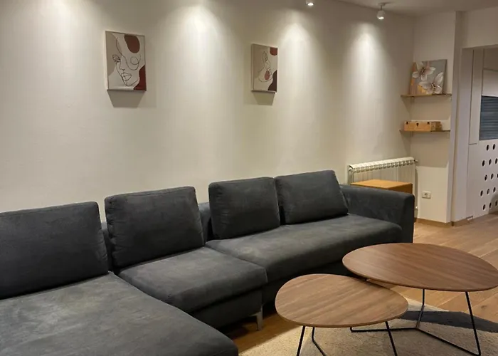 Venus Luxury * スコピエ